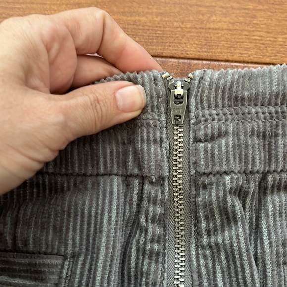 Loft Corduroy Skirt Gray Size 10 Petite - Picture 9 of 13